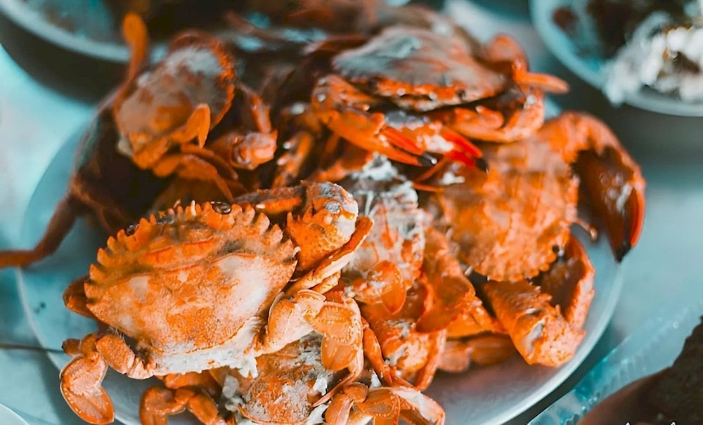 Cua đá được du khách yêu thích bởi thịt cua chắc, ngọt thanh và hương thơm đặc biệt